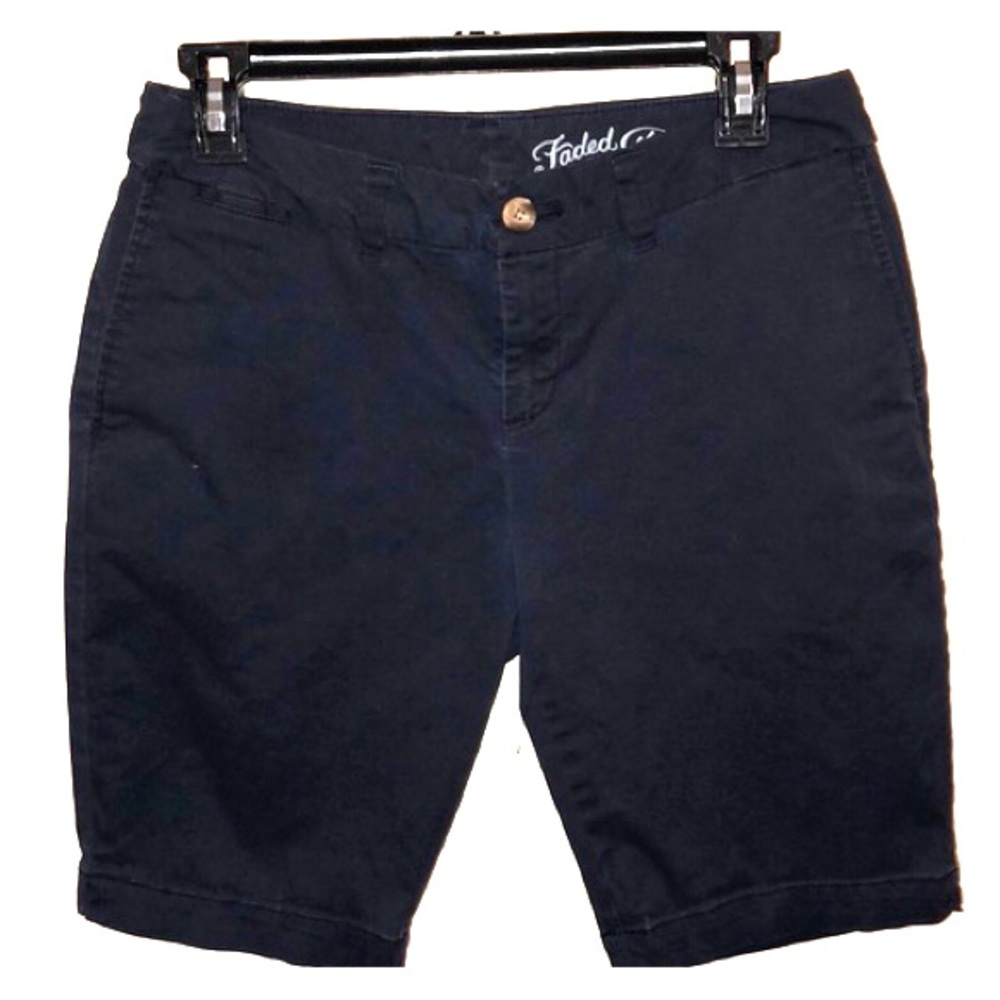 Bermuda navy blue shorts